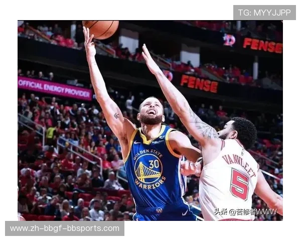 火箭队与勇士宿敌对决战绩汇总与战术比较